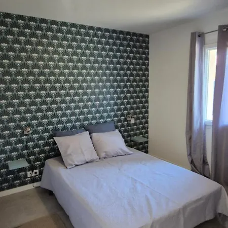 Elsanais Villa